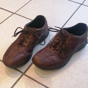 Clarks wave men's 9 brown